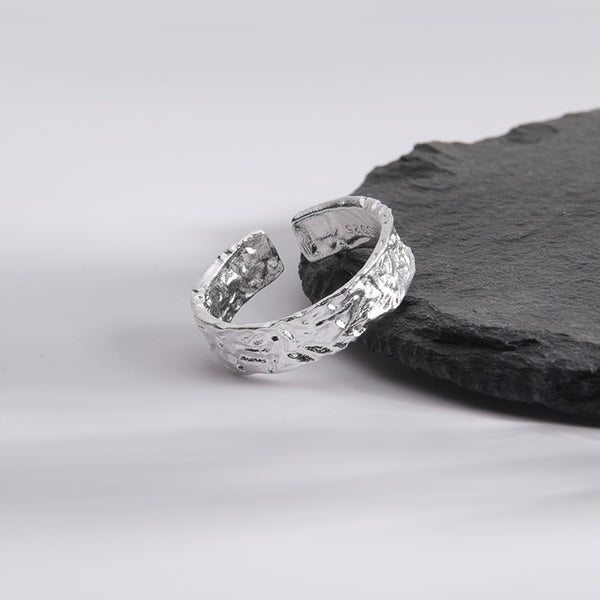 rough ring (R11) – Wanna