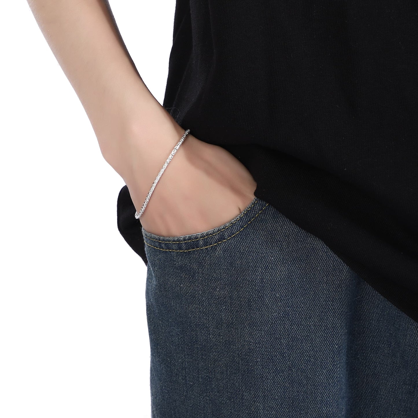 thin bracelet (B23)