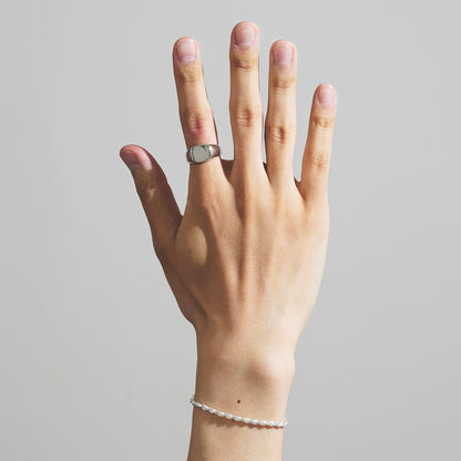 square ring (R4)