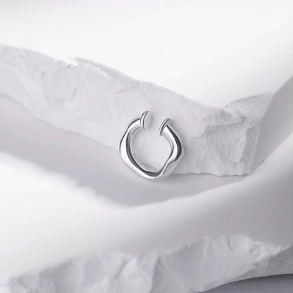 twist earring (P63)