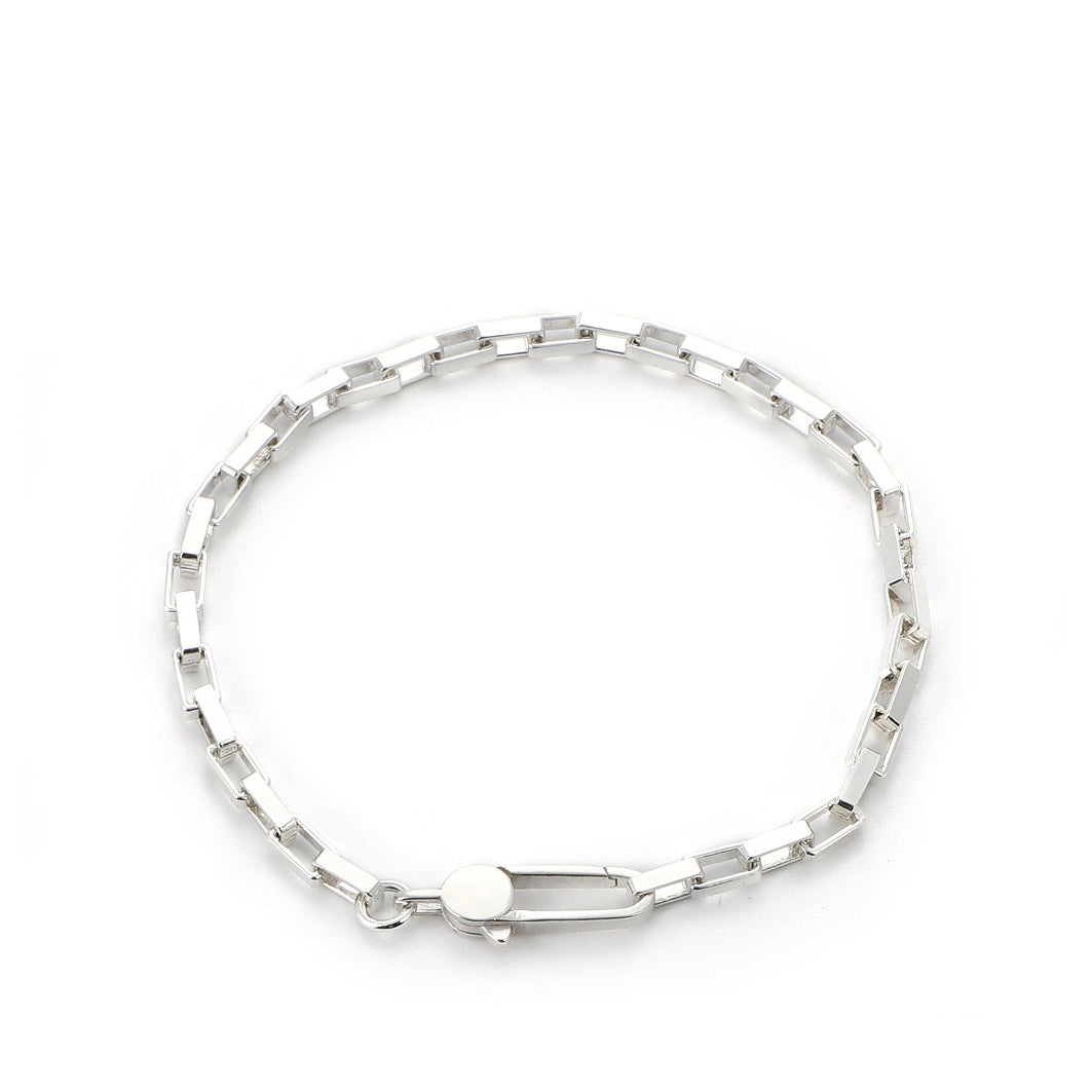 thin bracelet (B10)