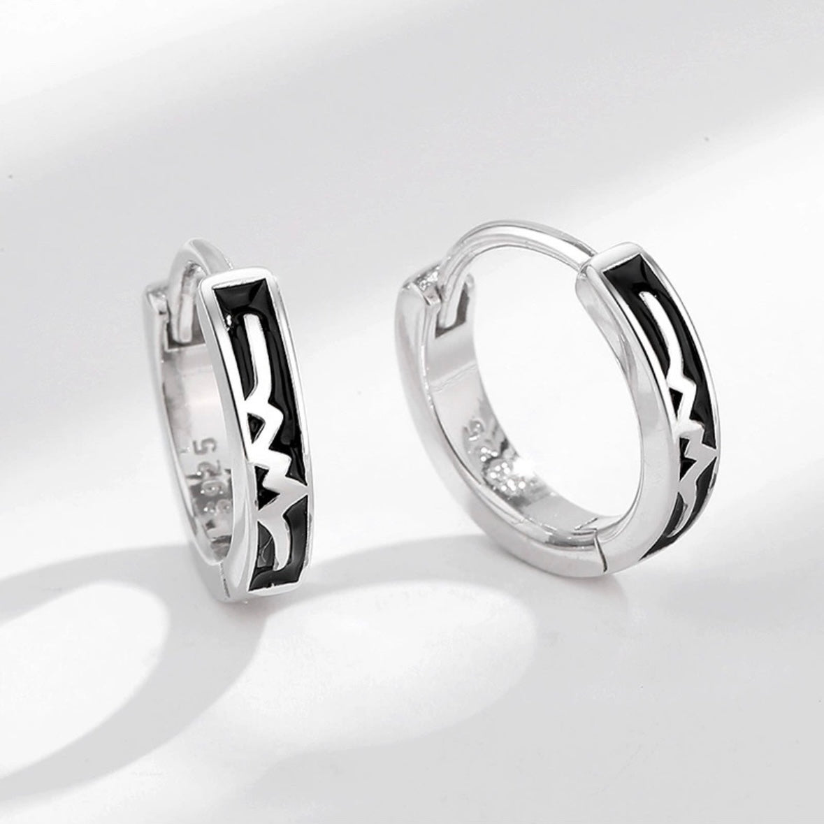 wavy line pierce (P40)