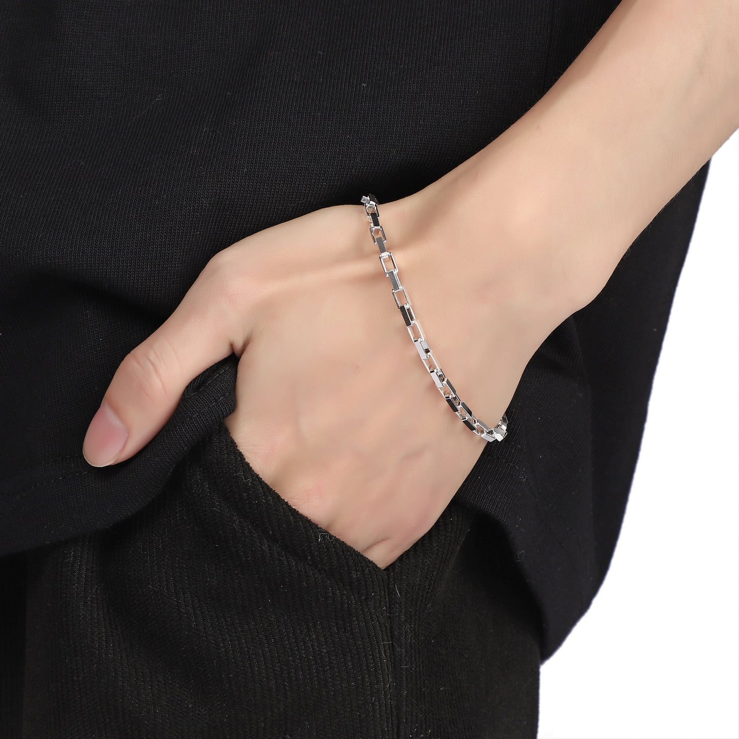thin bracelet (B10)