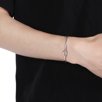 knot bangle (B24)