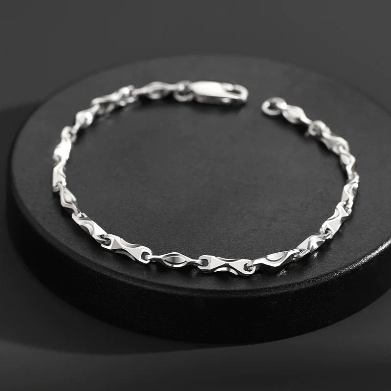 twist bracelet (B18)