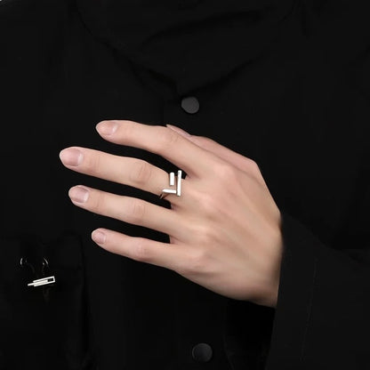 triple form ring (R20)