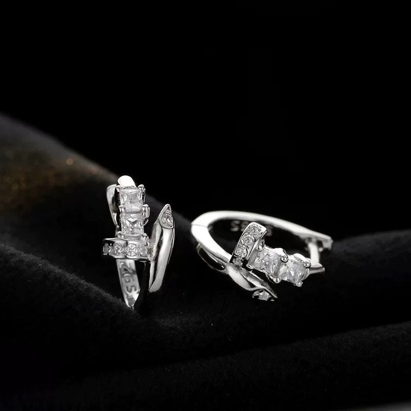 gorgeous pierce (P62)