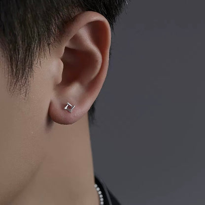 square pierce (P33)