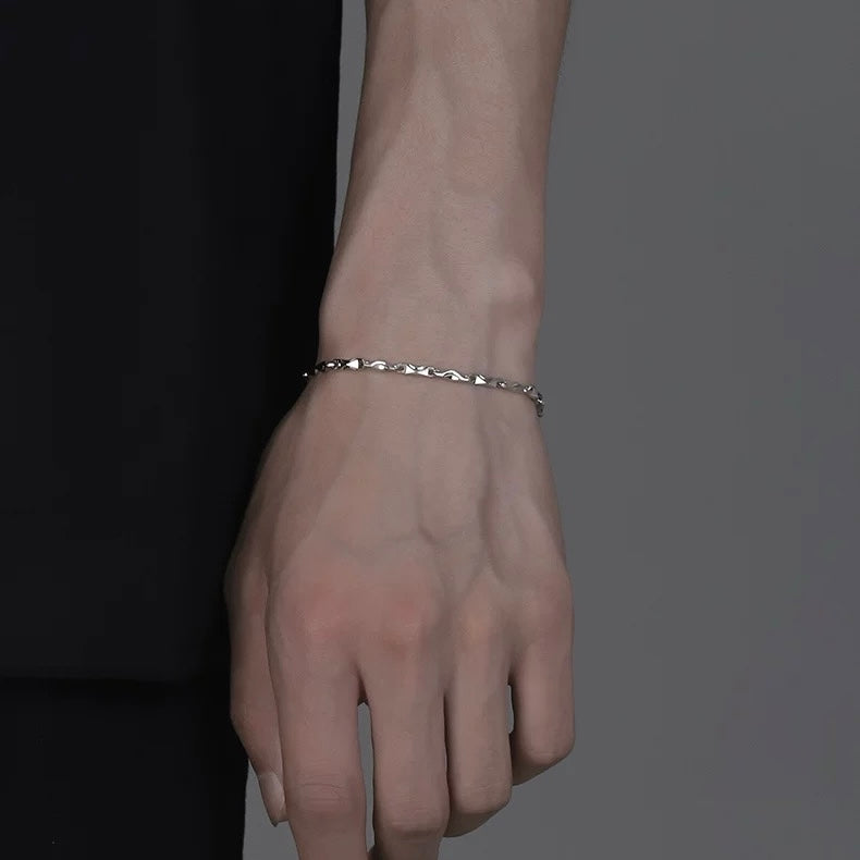 twist bracelet (B18)