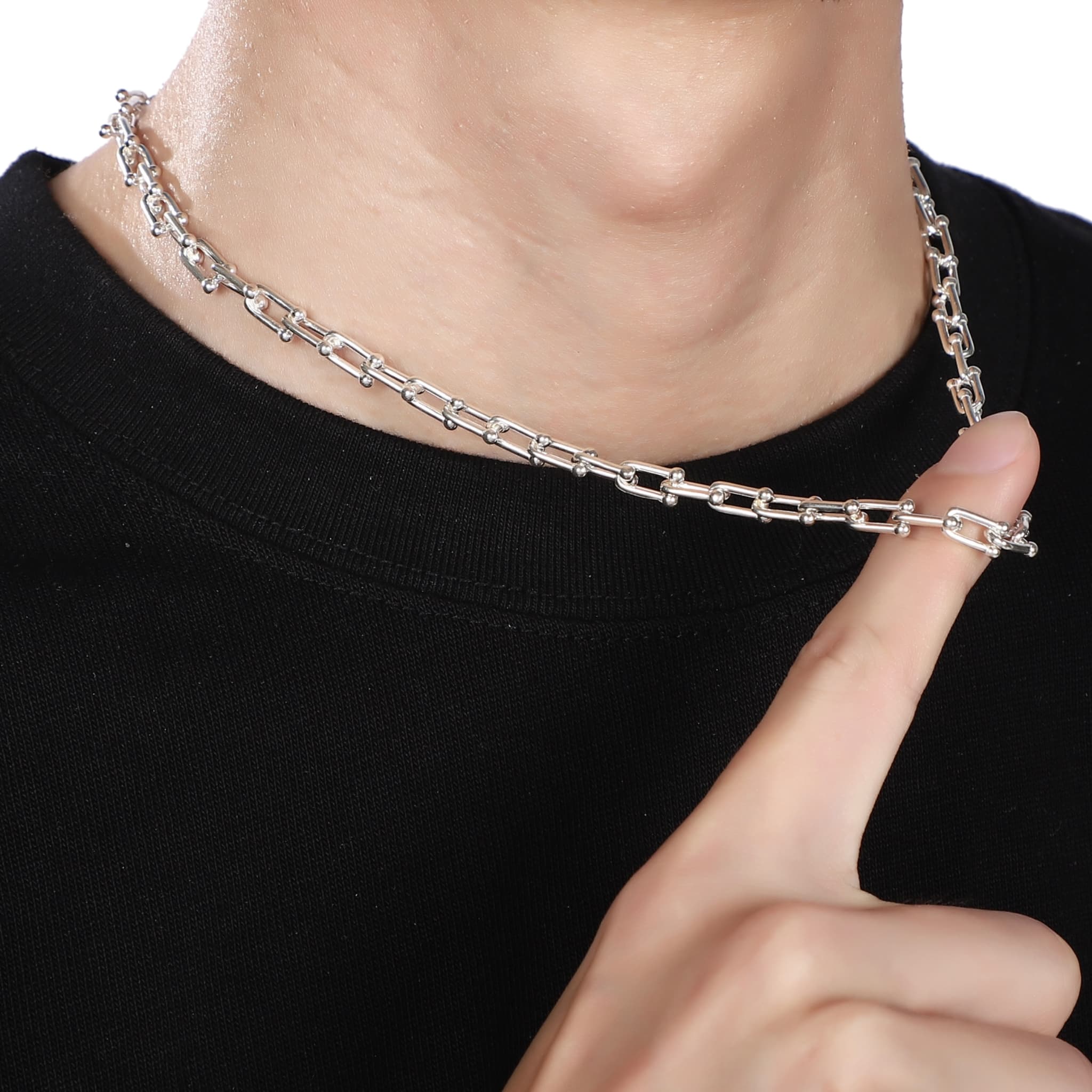 U-shaped necklace (N1) – Wanna