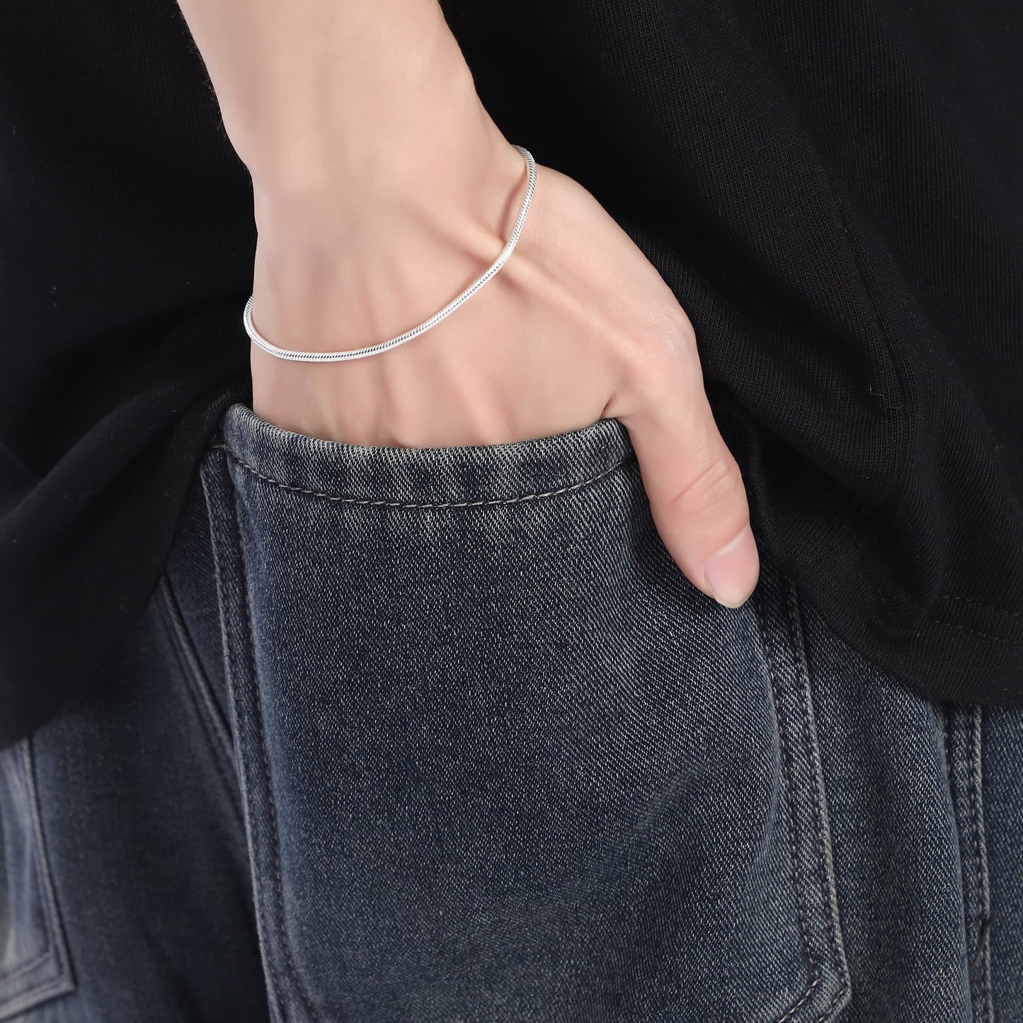 thin bracelet (B21)
