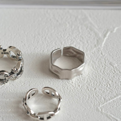Shell ring (R28)