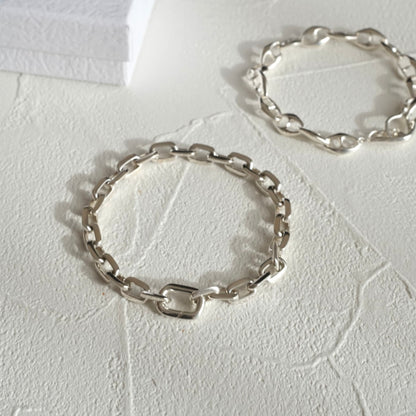 chain bracelet (B52)
