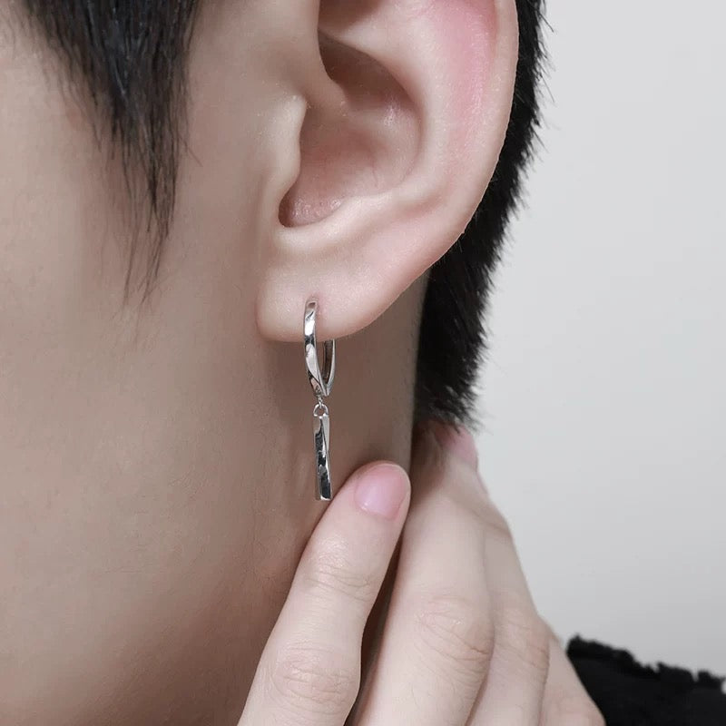 straight twist pierce (P1)