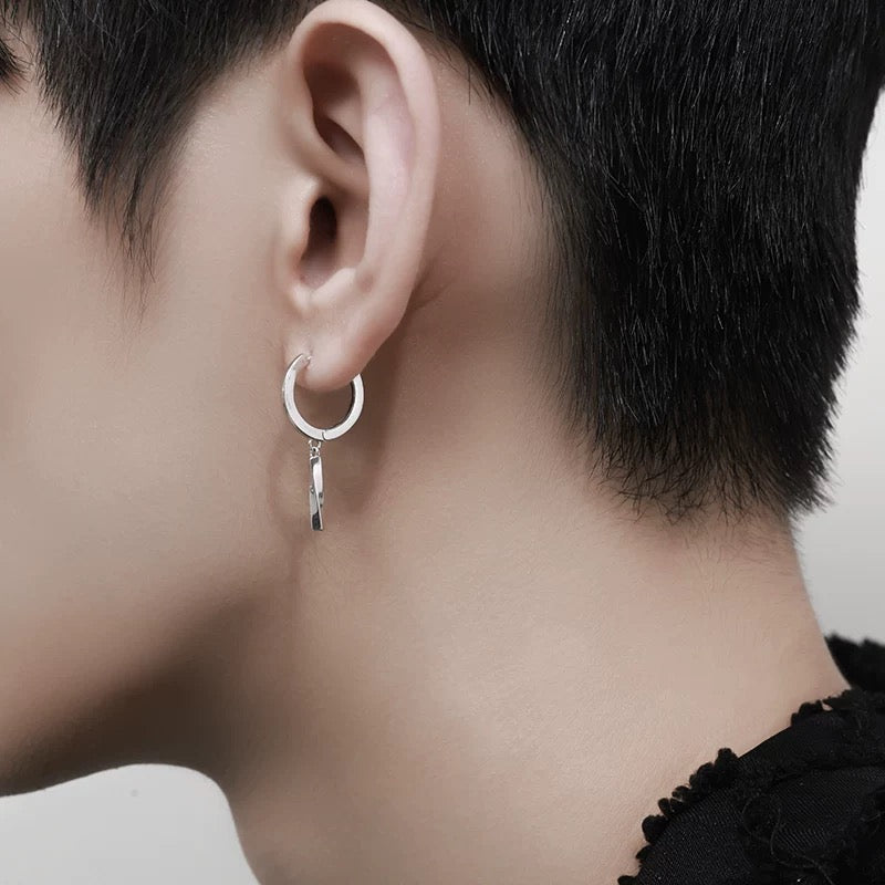 straight twist pierce (P1)