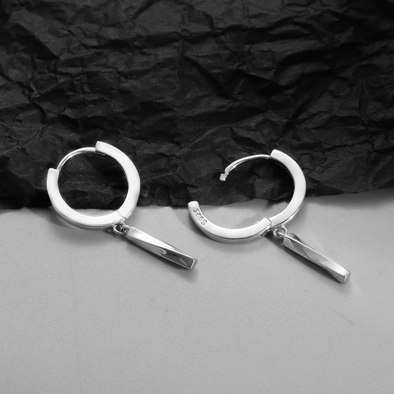 straight twist pierce (P1) – Wanna