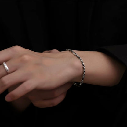 thin chain bracelet (B53)